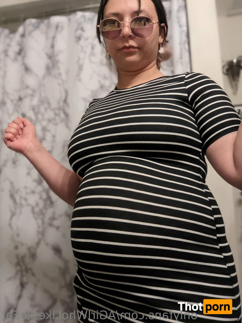 AGirlWhoLikesToEat🦭 16111689