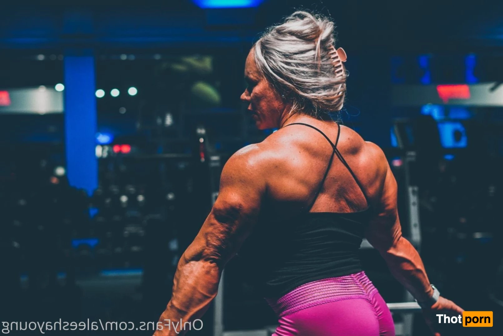 AleeshaYoung 3679968