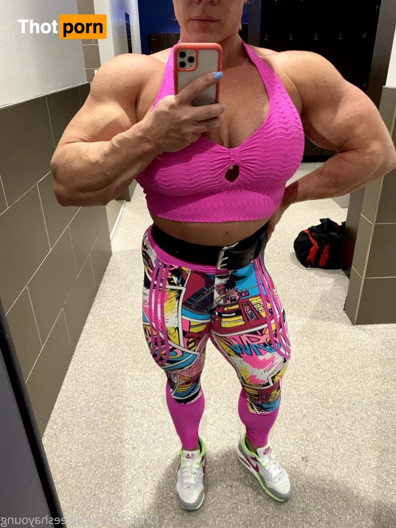 AleeshaYoung 3680265