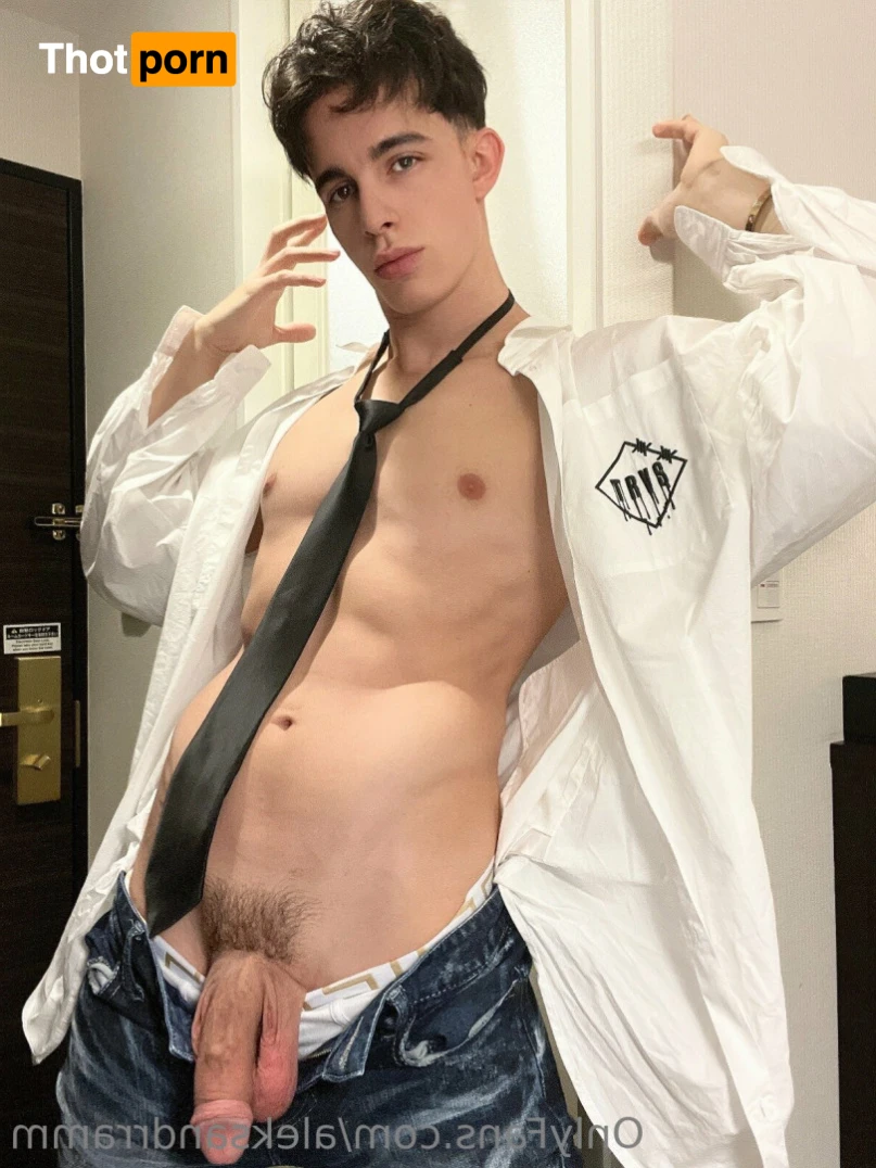 your Sasha🇺🇦 13333869