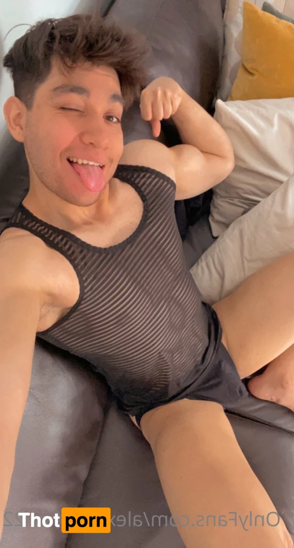 AlexHoushan22 3503875