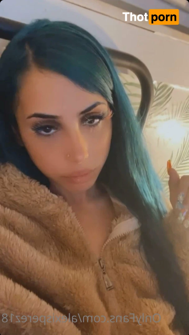 Volleyball Captain 🏐 16100244