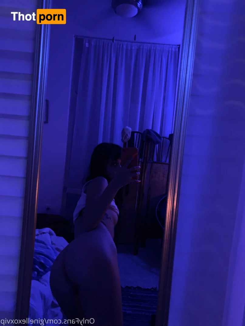 Volleyball Captain 🏐 16100340