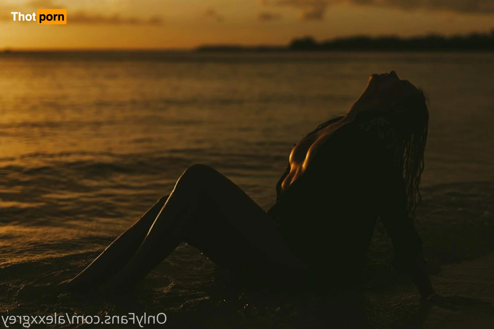 Always wet pussy 😽💦 13275930