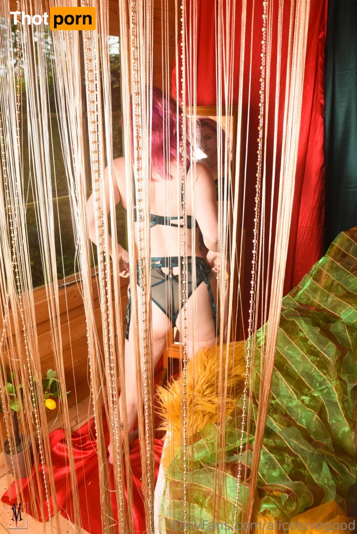 Alice Lovegood 🇬🇧 Full length on feed 16576808