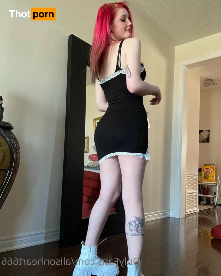 Alison Heart 3952107