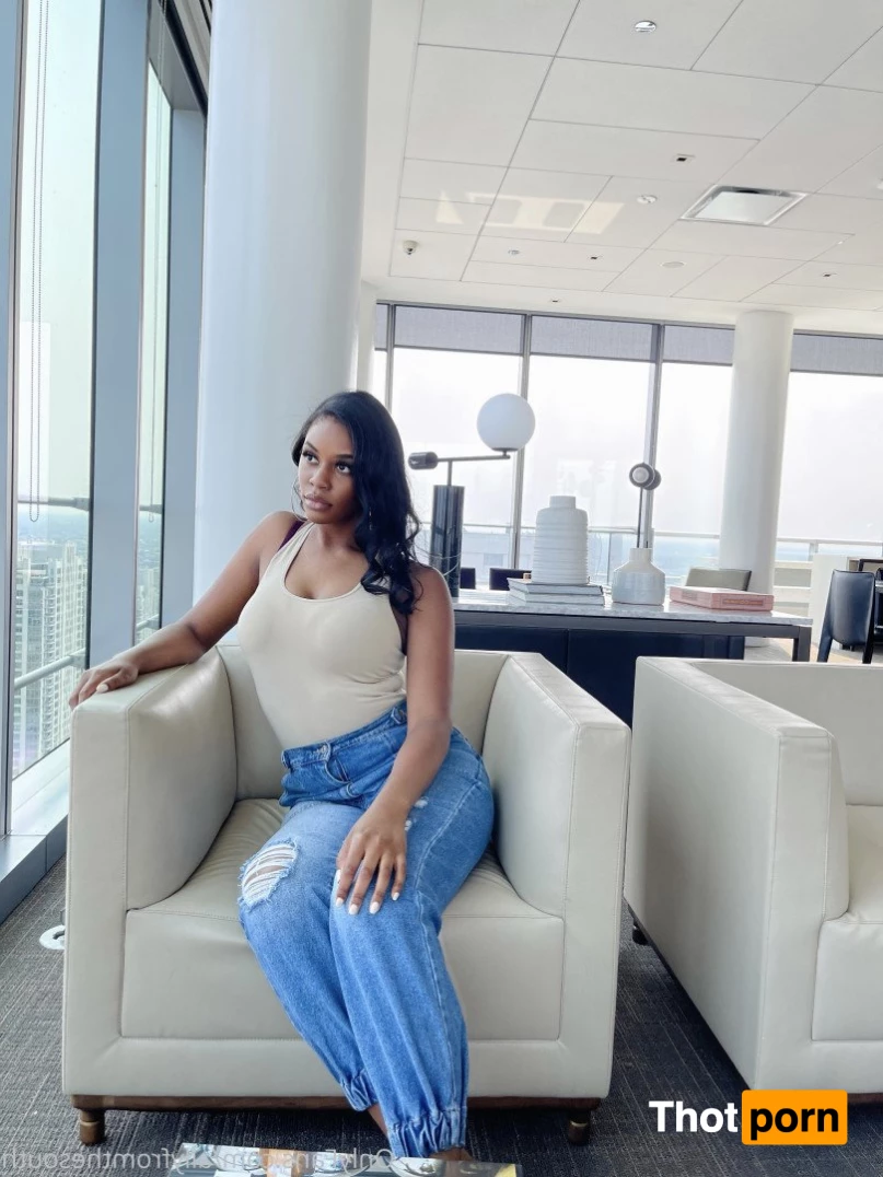 Ally From The South 3629985