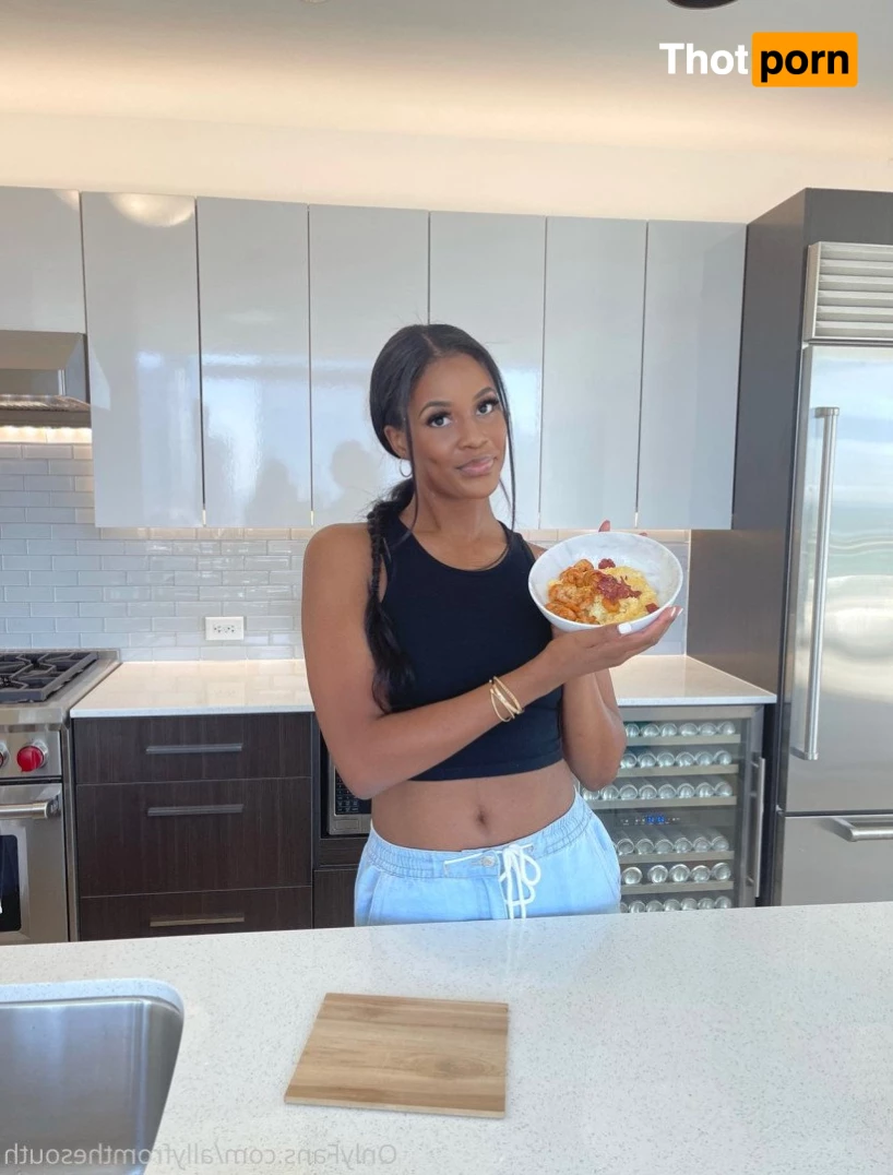 Ally From The South 3631551