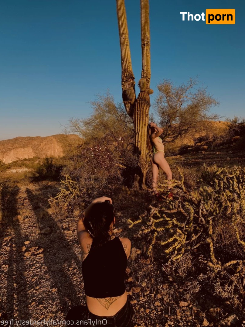 Ally Hardesty Free 3802289