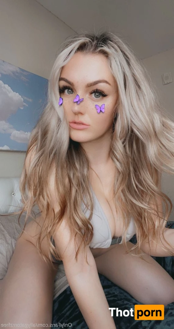 Ally Hardesty Free 3805088