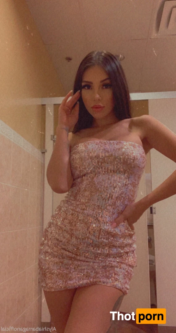 Alyshia Barragan 🍒 6218713