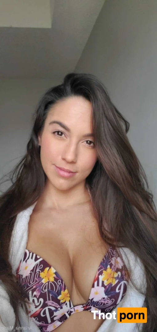 Arianna_Marie 13093842