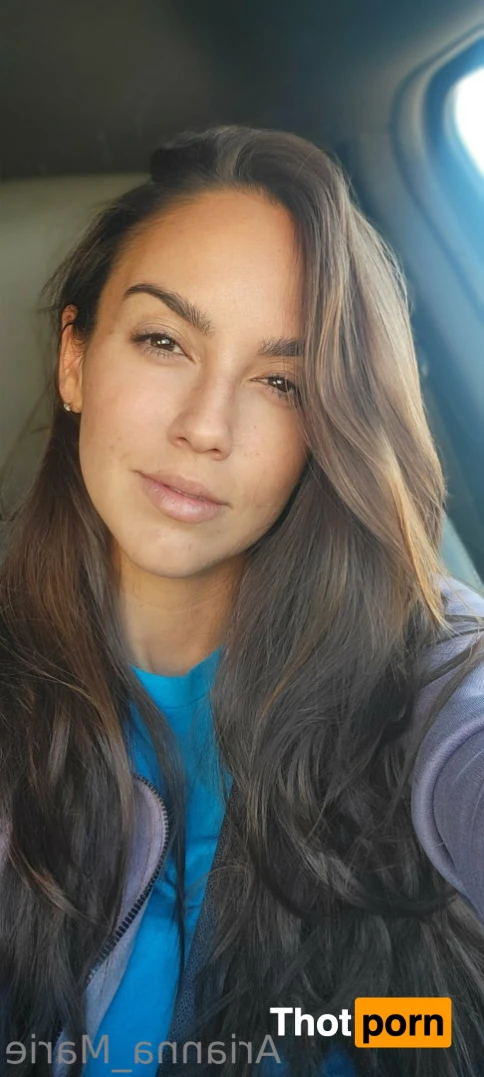 Arianna_Marie 13093900