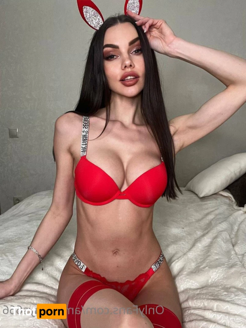 amy_plays666 4037899