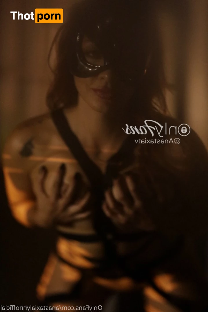 Anastaxia Lynn 3616927