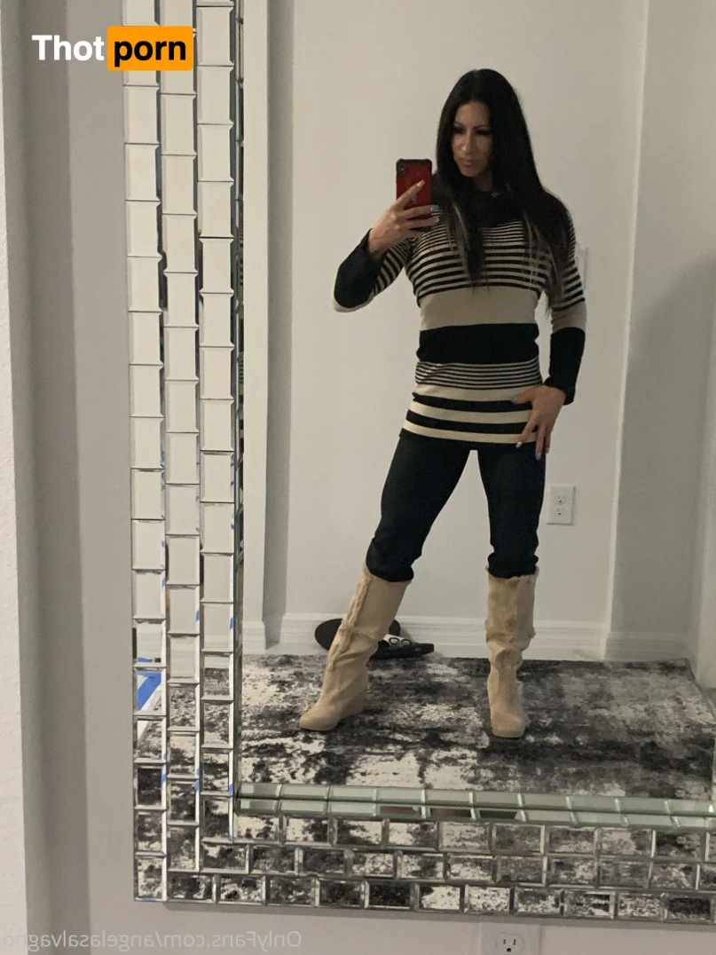 Angela Salvagno 12506251