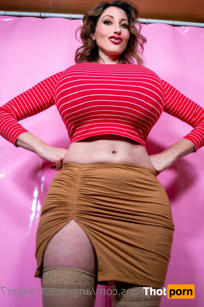 Angelica Stranger 4019270