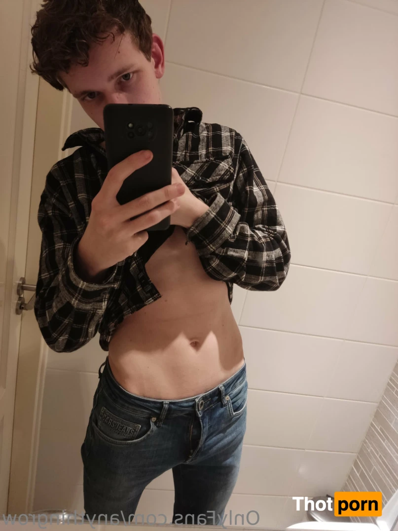 Anythingrow 12578416