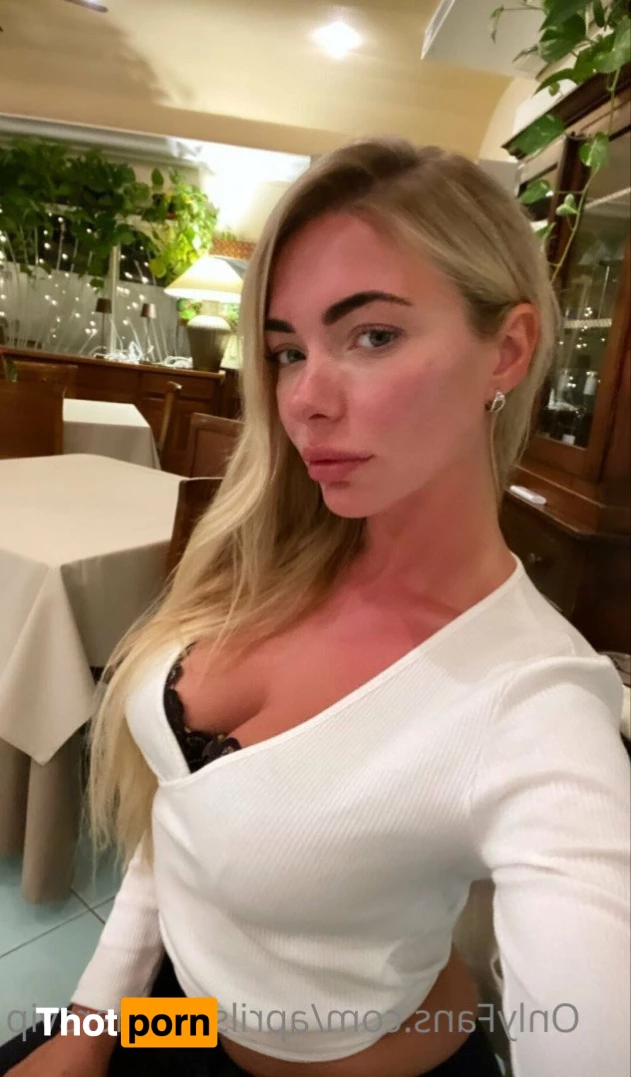 April Summers VIP 4109270