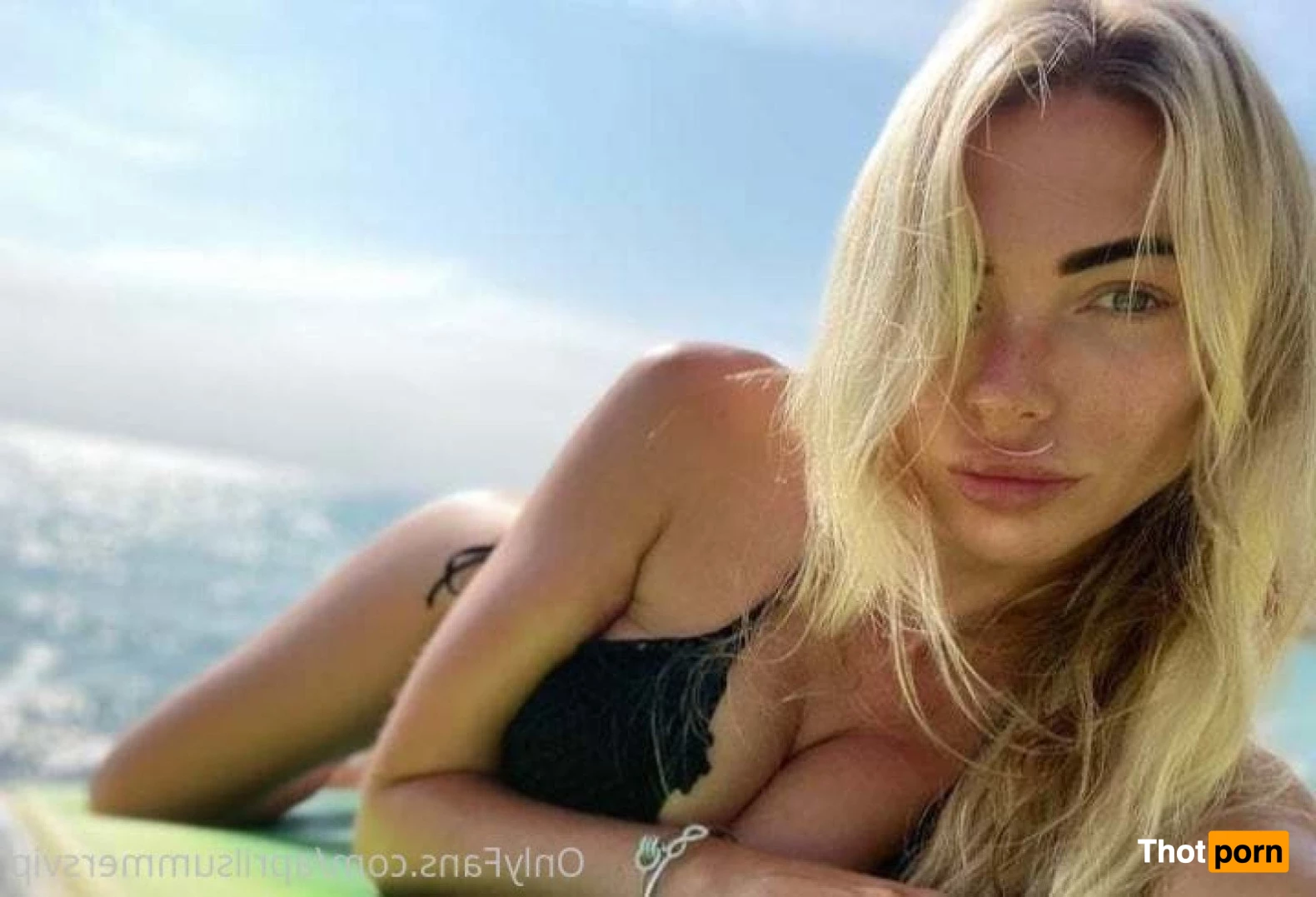 April Summers VIP 4110420