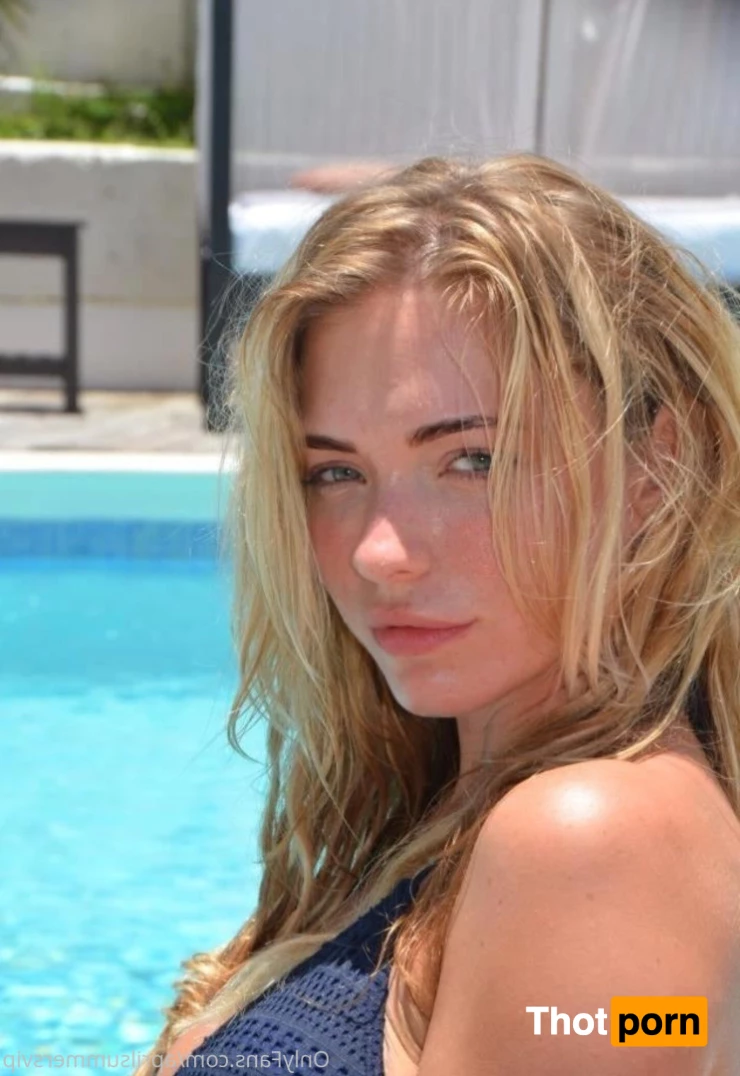 April Summers VIP 5942980