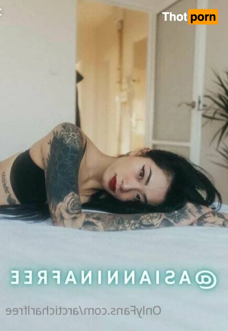 BRITISH BOMBSHELL 3674610