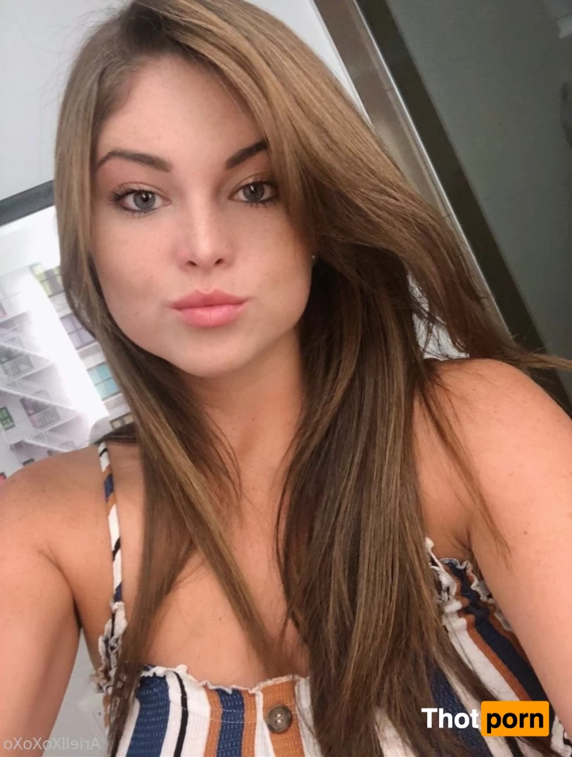 ariellxoxoxo 3864923