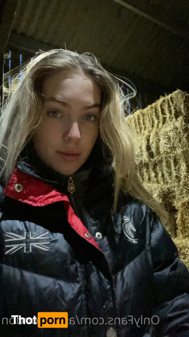 Aspen 🤠 farm girl 🍆 14885026