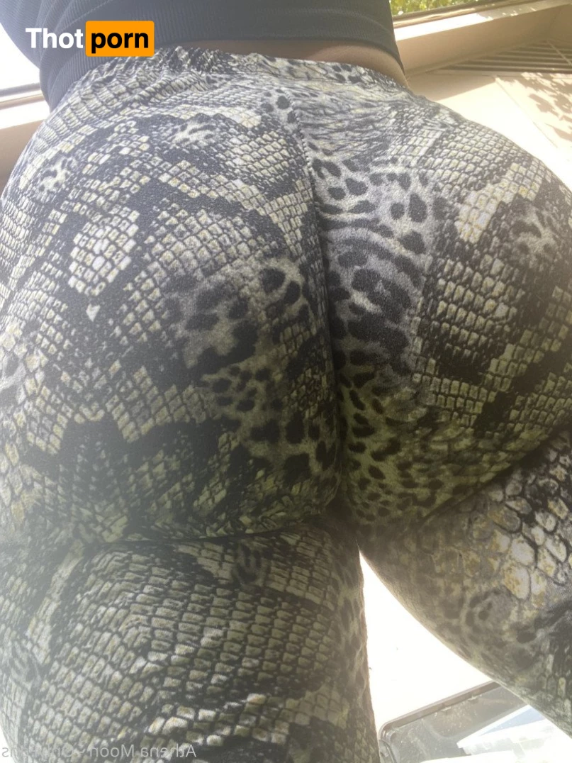 Athena Moon 🌙 3633524