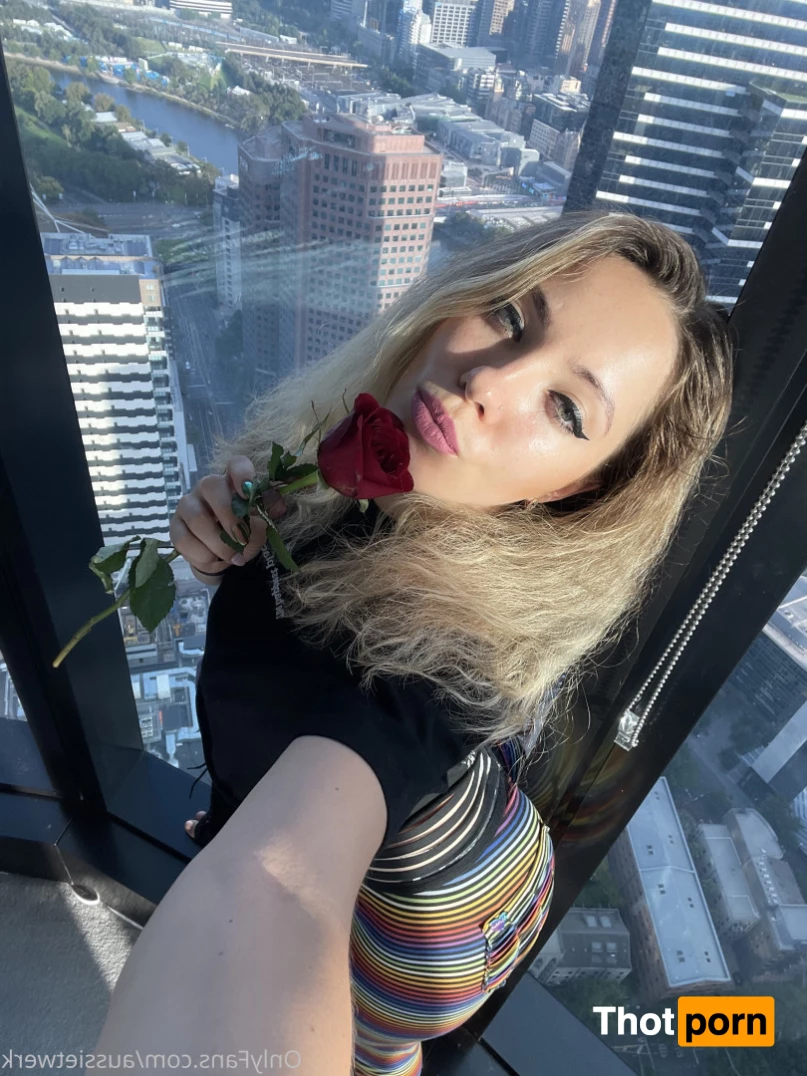 Aussie Twerk 6464349