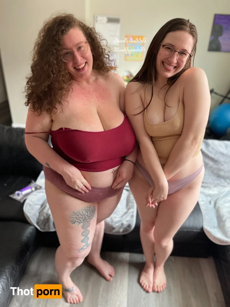 Rin ･ﾟ✧ 12272095