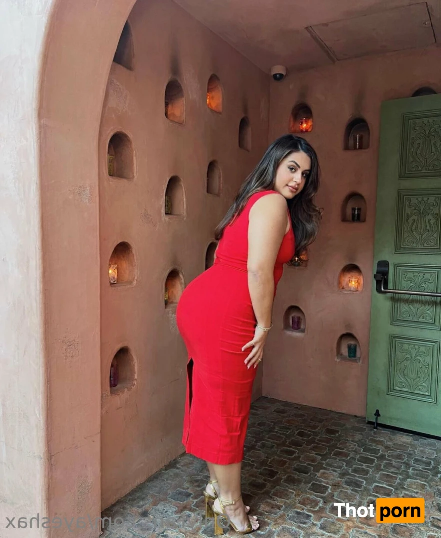 🍑Ayesha X 12260586