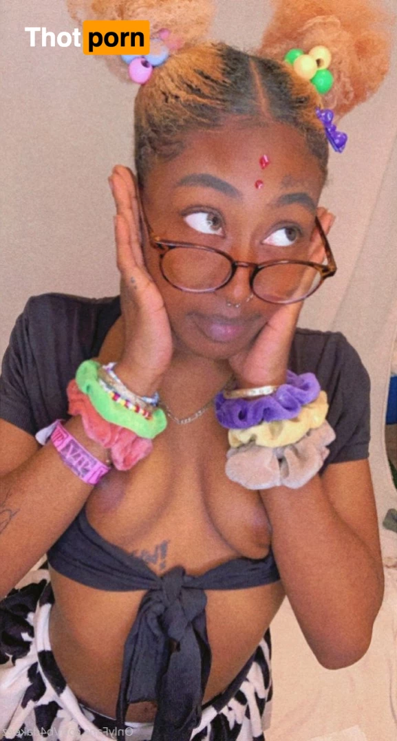 KiddieKat🍒💜 3425324