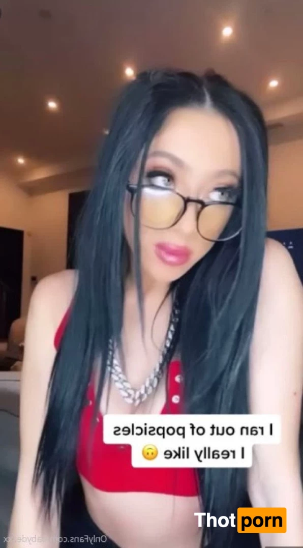 Desiree 🖤 3603823