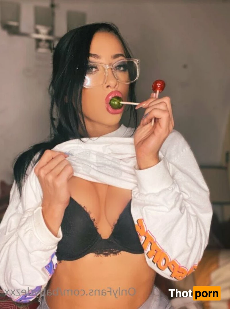 Desiree 🖤 3605185