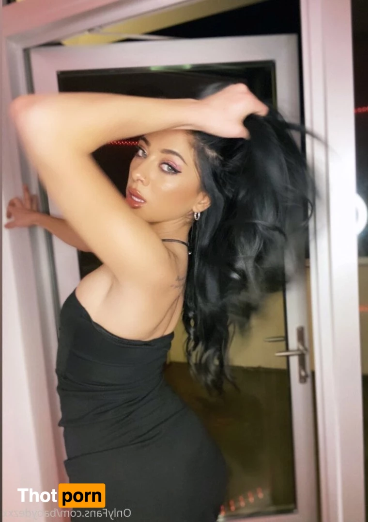 Desiree 🖤 3606260