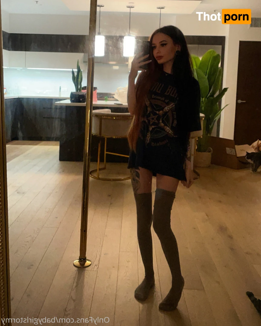 Stormy Summers (sixginn) 7847573