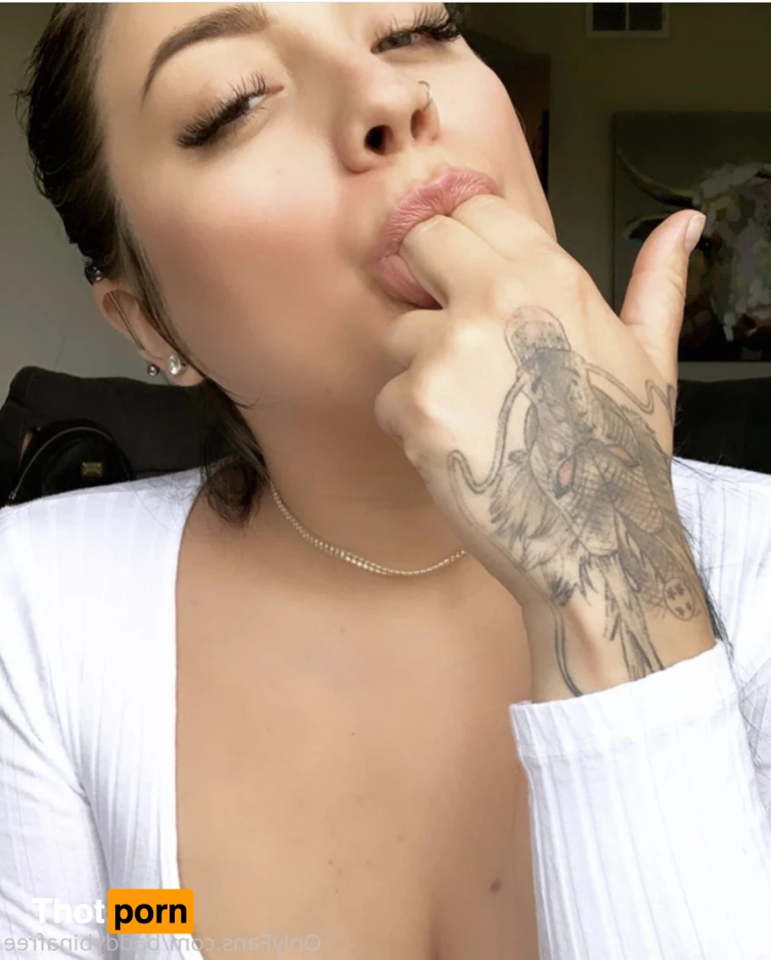 Baddy Bina 😍 6139594