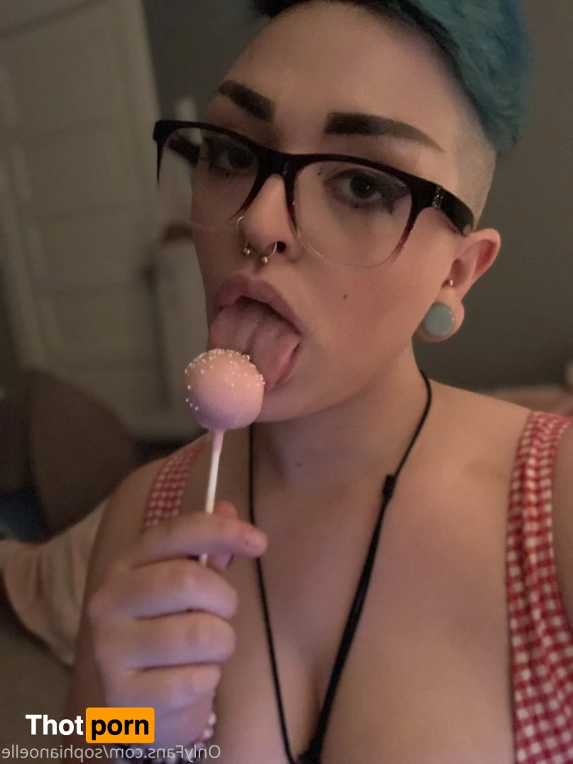 Basil 💖🏳️‍⚧️ 3664014