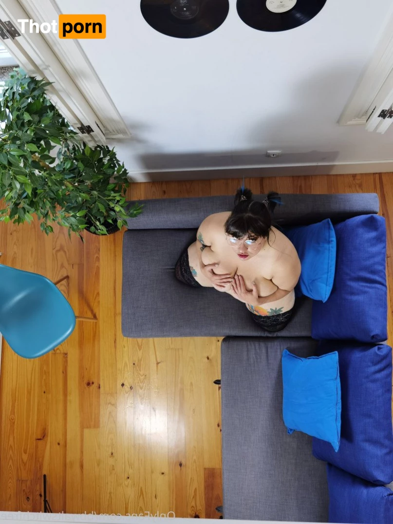 ISA LUV • FREE 4045770