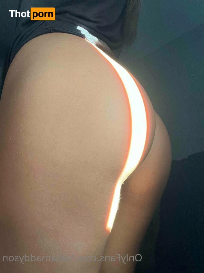 Bella Maddyson 5951888