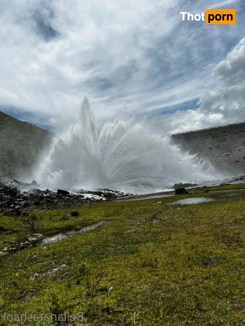 𝔹𝕖𝕝𝕝𝕒 ℕ𝕒𝕥𝕒𝕤𝕙𝕒 𝕍𝕚𝕡 😉 4013741