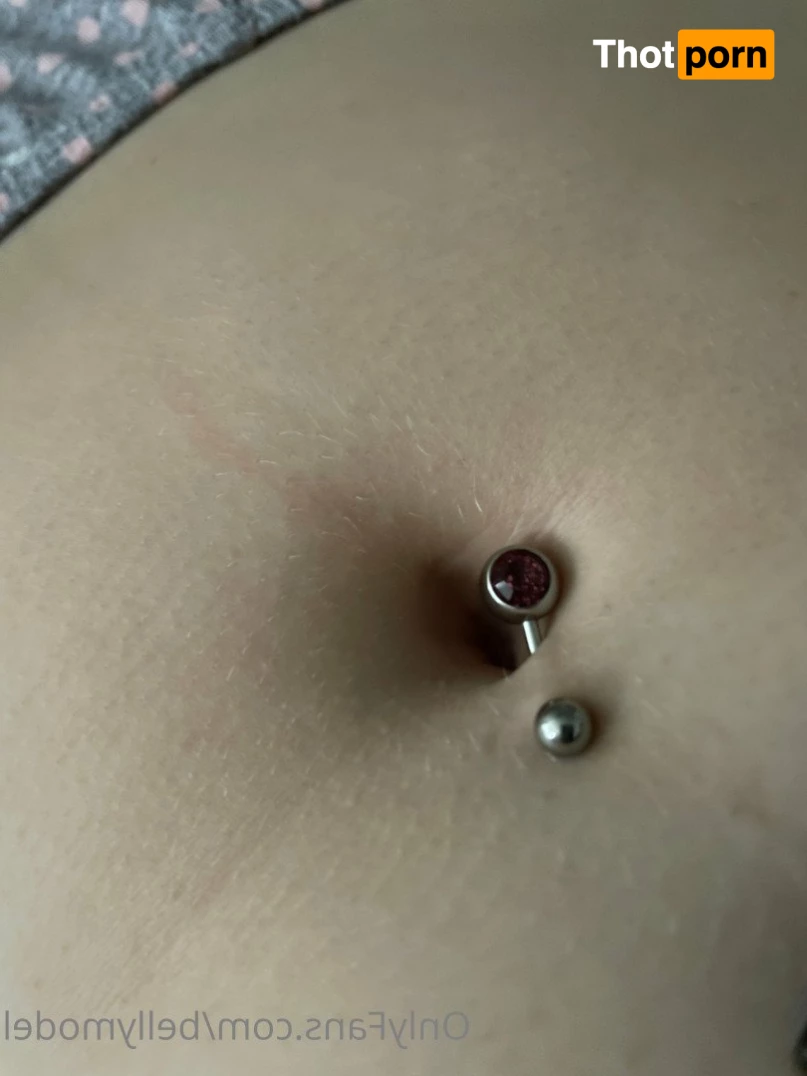 Belly Queen 👑 3766572