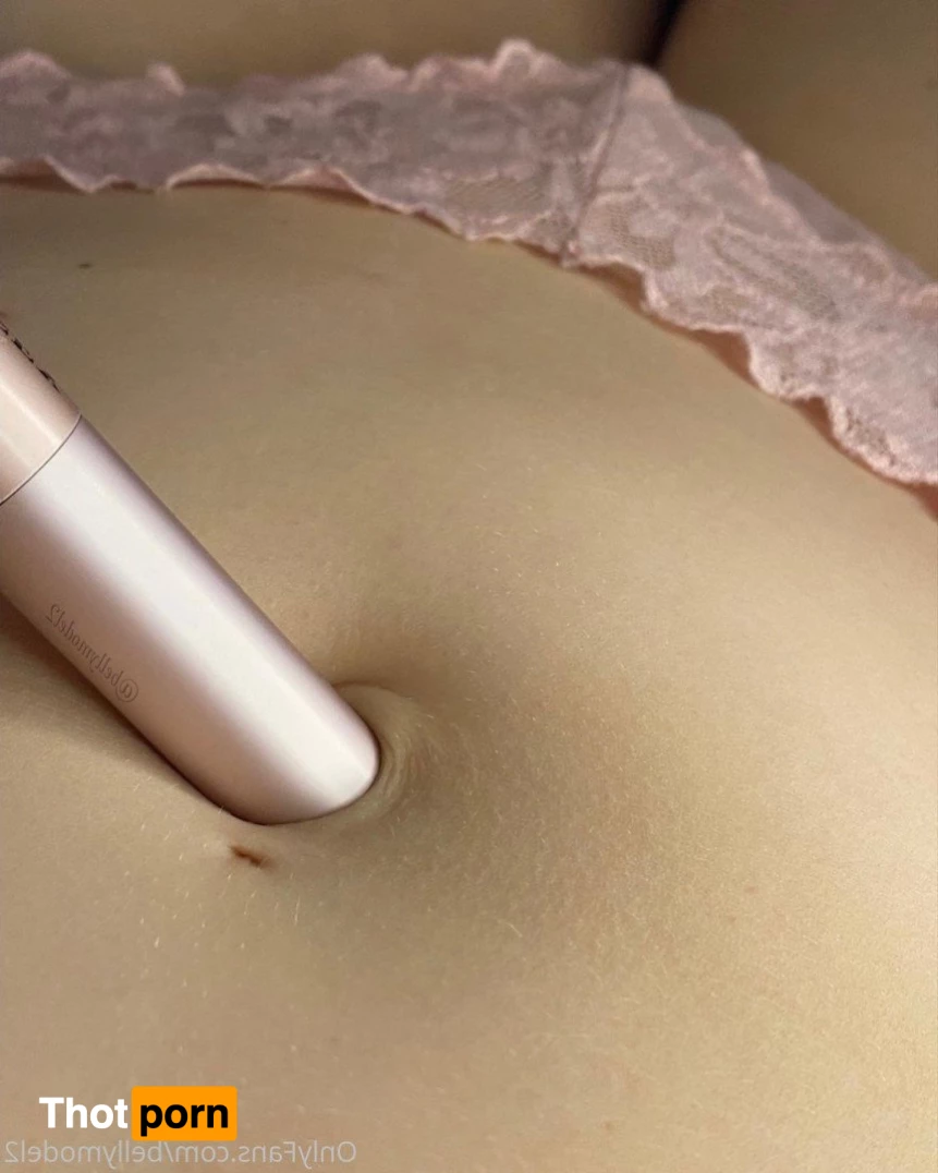 Belly Model (free) 3621072