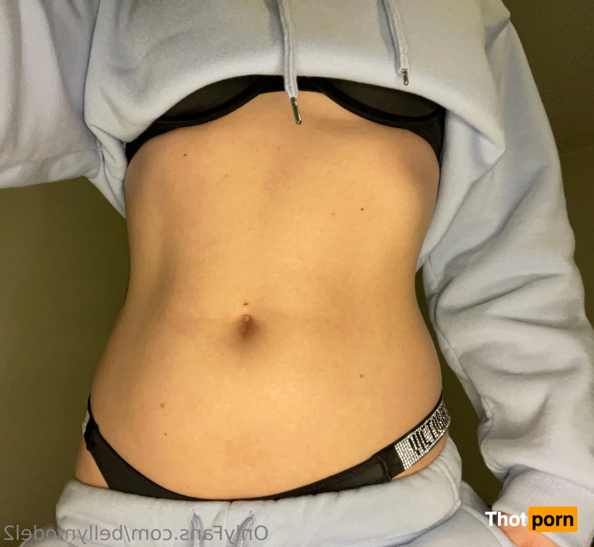 Belly Model (free) 15557891