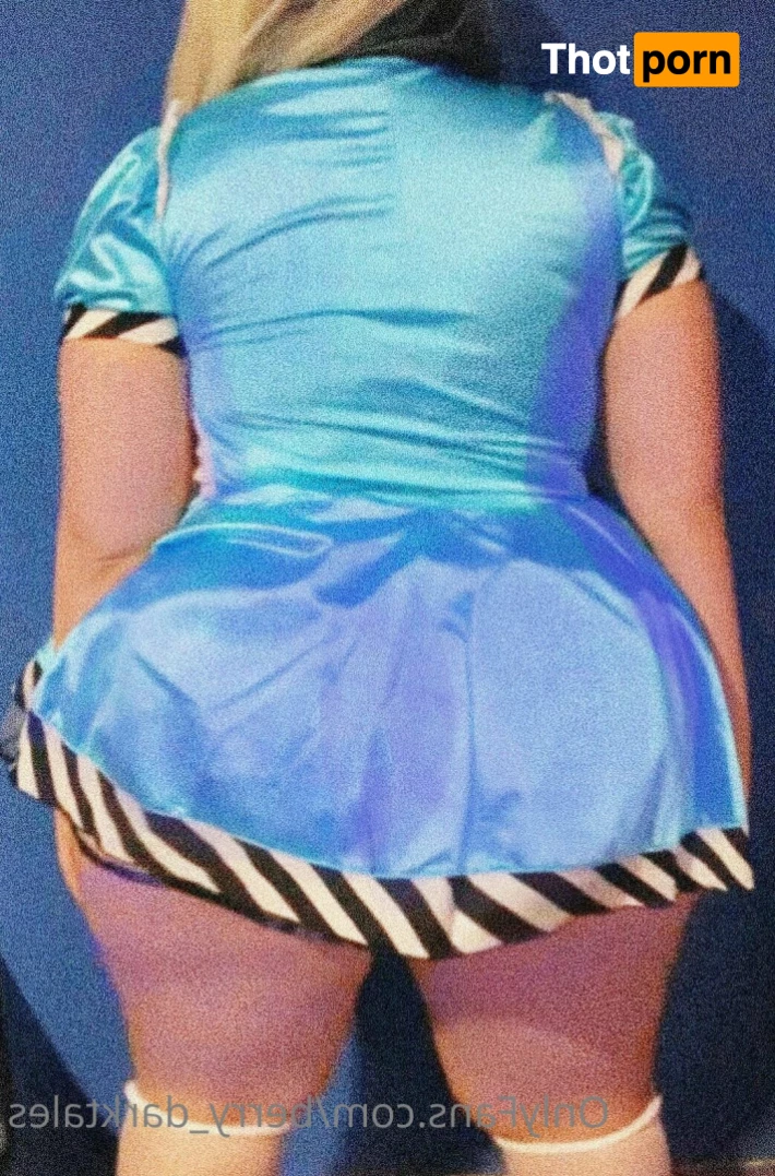 Berry Dark Tales 7753498