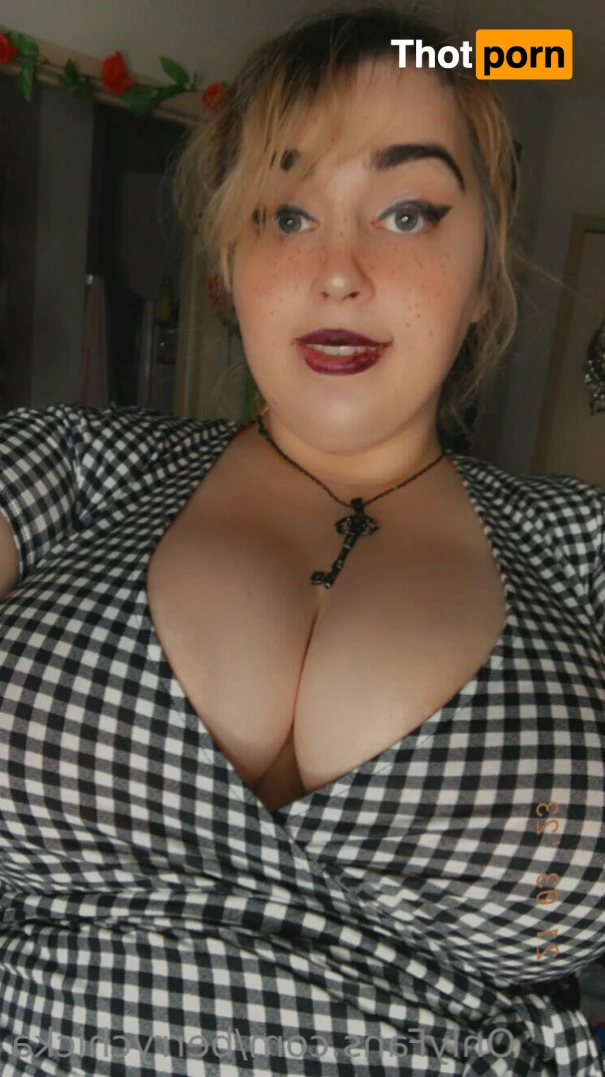 Berry Chicka 11715289