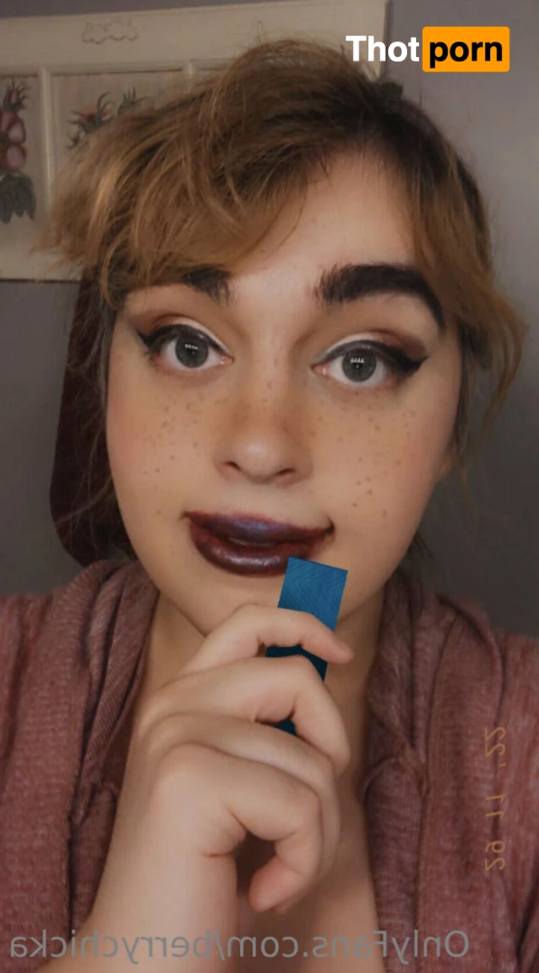 Berry Chicka 11715471