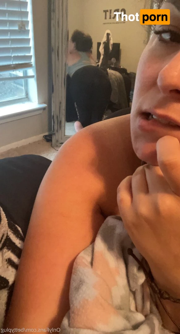 Betty B aka ButtPlugBetty 3662821