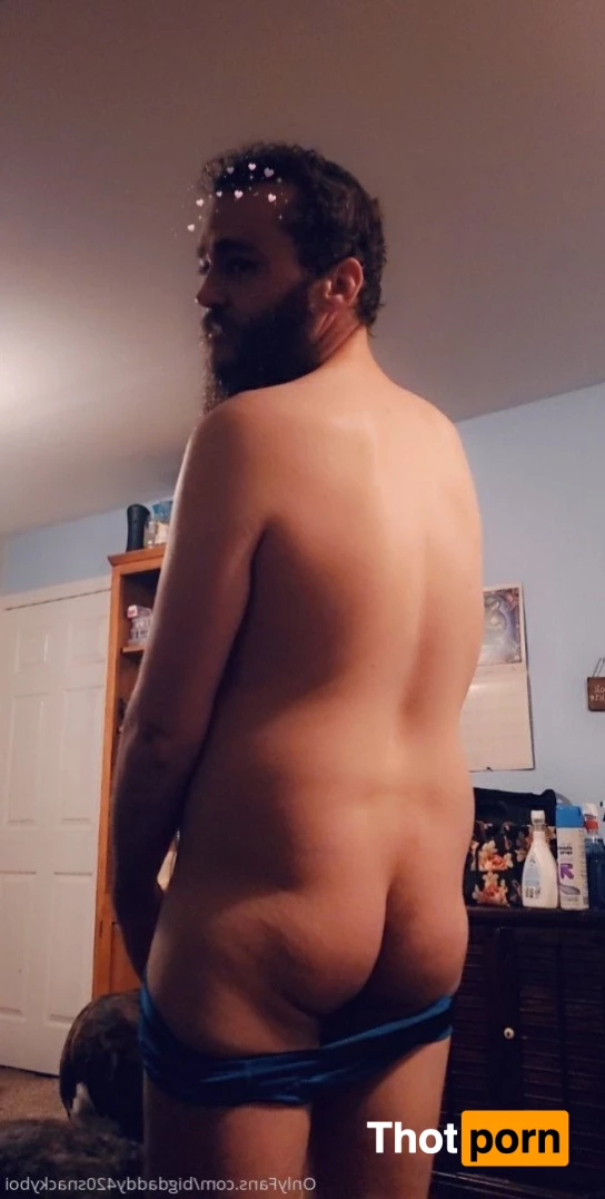 BigDaddyHungryBeardBoi 3744616